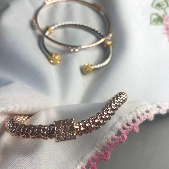 Vintage Lot of 3 Bracelets Gold, Silver, Copper Rhinestones Bangles - Picture 6 of 11